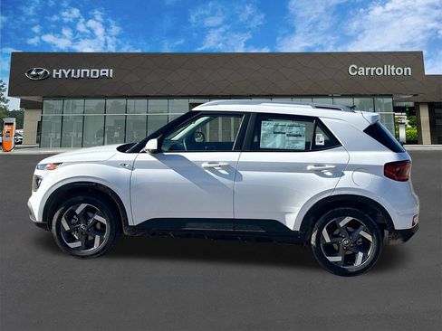 New 2026 Hyundai Venue SEL FWD image 9