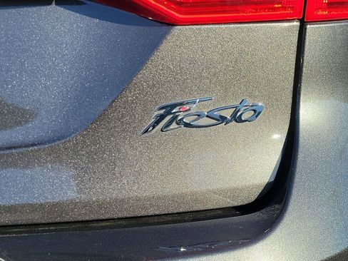 Used 2017 Ford Fiesta SE image 38