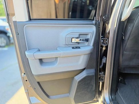 Used 2020 RAM 1500 Warlock AWD/4WD image 14