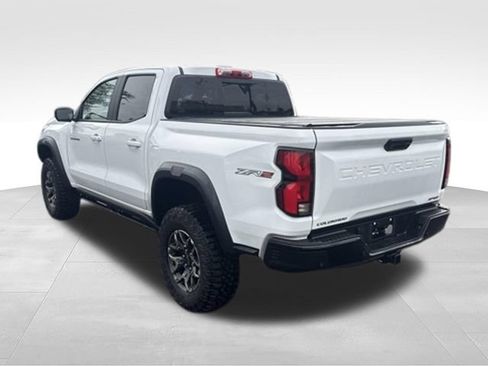 Used 2024 Chevrolet Colorado ZR2 w/ ZR2 Convenience Package III AWD/4WD image 5