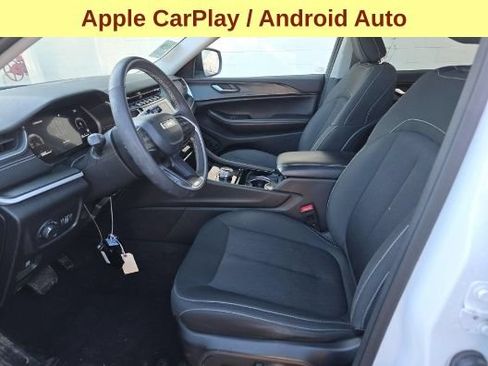 Used 2023 Jeep Grand Cherokee L Laredo w/ Luxury Tech Group I AWD/4WD image 8