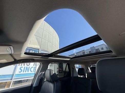 Used 2023 Honda Pilot Elite image 5