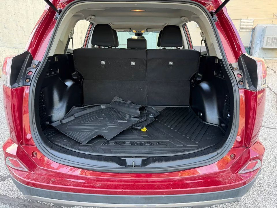 Used 2018 Toyota RAV4 Adventure w/ Cold Weather Package AWD/4WD image 15