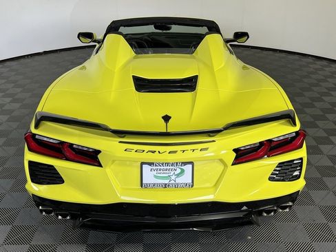Used 2022 Chevrolet Corvette Stingray Premium Conv w/ Z51 Performance Package image 17
