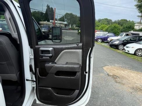 Used 2019 Chevrolet Silverado 2500 W/T w/ WT Convenience Package RWD image 7