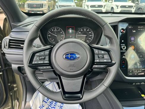 Used 2025 Subaru Forester Premium w/ Convenience Package #1 AWD/4WD image 5