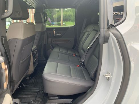 Used 2024 GMC Hummer EV 2X w/ Extreme Off-Road Package AWD/4WD image 23