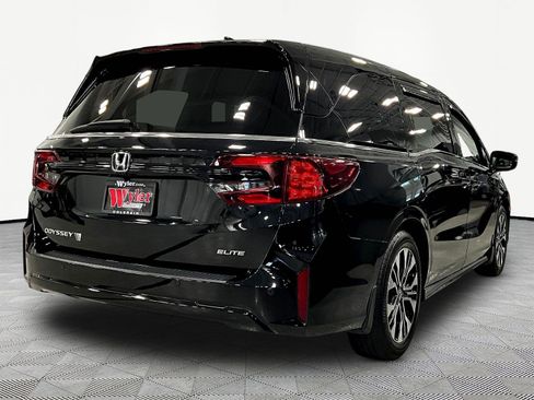 Used 2025 Honda Odyssey Elite image 6