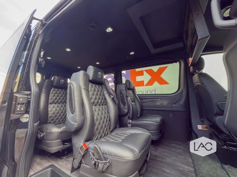 Used 2025 Mercedes-Benz Sprinter 2500 image 6