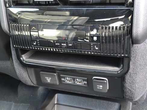 New 2026 Jeep Grand Wagoneer Limited image 37