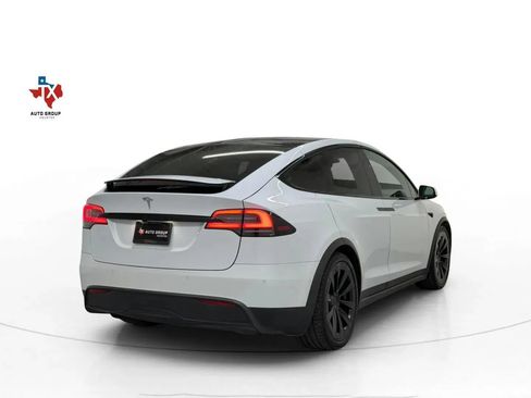 Used 2022 Tesla Model X Plaid AWD/4WD image 5