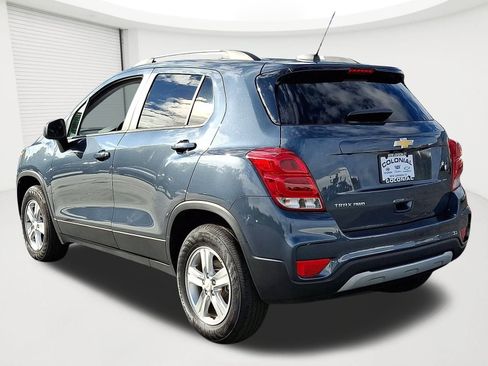 Certified 2022 Chevrolet Trax LT w/ LT Convenience Package image 6