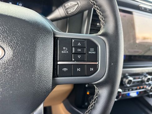 Used 2025 Ford F250 Lariat w/ Chrome Package image 26