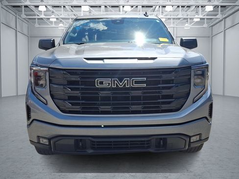 Used 2023 GMC Sierra 1500 Elevation w/ LPO, Elevation Black Package AWD/4WD image 2