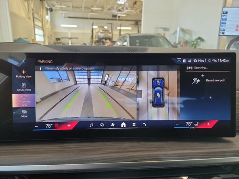 New 2026 BMW X5 xDrive40i w/ Climate Comfort Package image 25