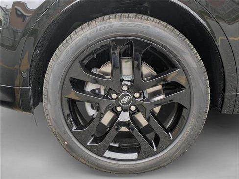 New 2026 Land Rover Discovery Sport Landmark image 10