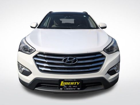 Used 2015 Hyundai Santa Fe GLS w/ Option Group 03 AWD/4WD image 9