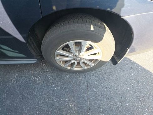 Used 2015 Nissan Pathfinder S image 5