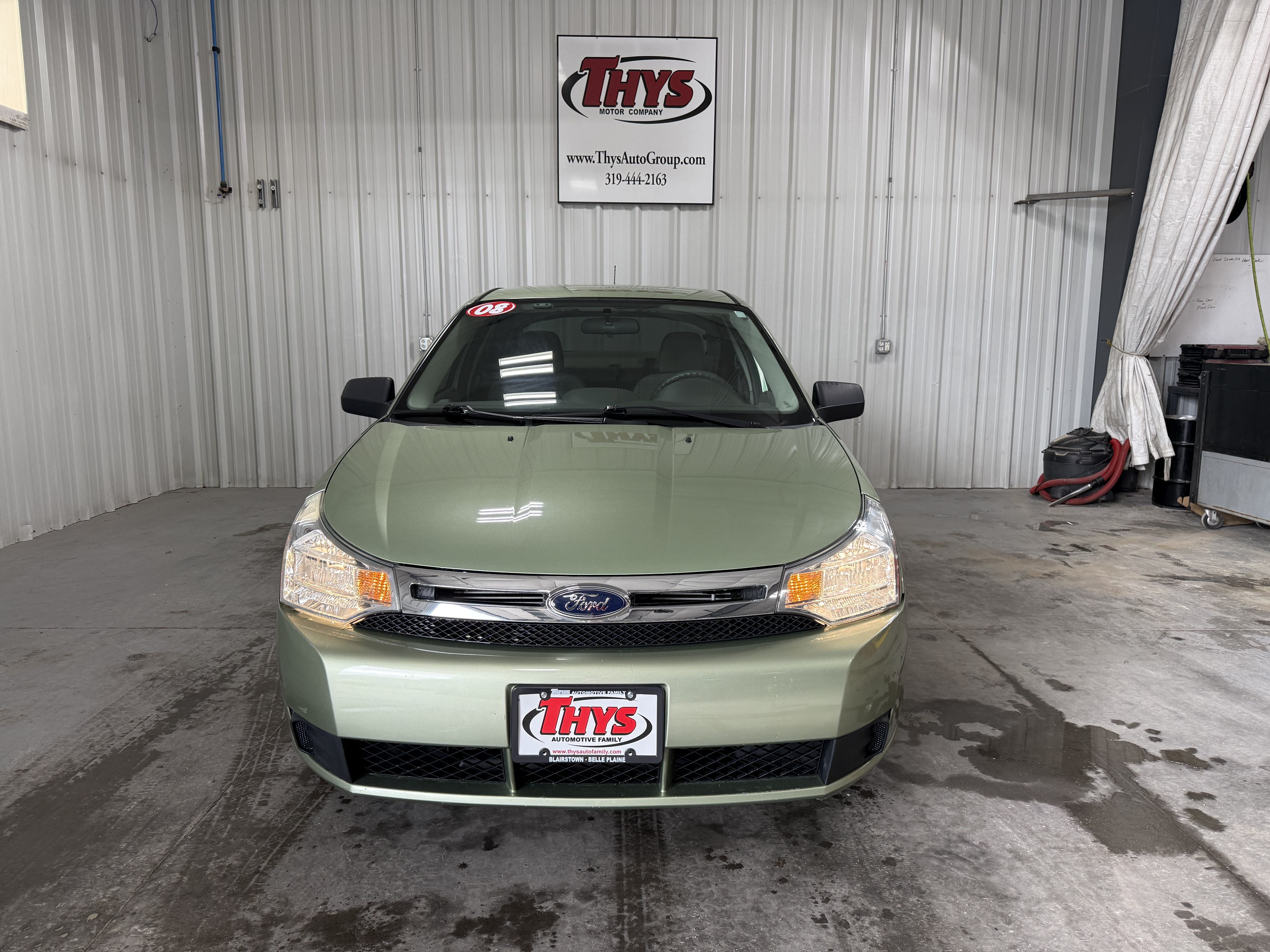 Used 2008 Ford Focus Sedan FWD image 15