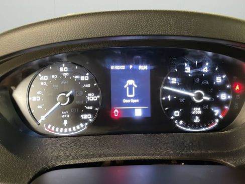 Used 2023 RAM ProMaster 1500 w/ Interior LED Lighting Group FWD image 17