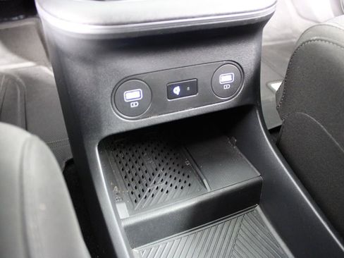 Used 2024 Hyundai Ioniq 5 SEL image 19