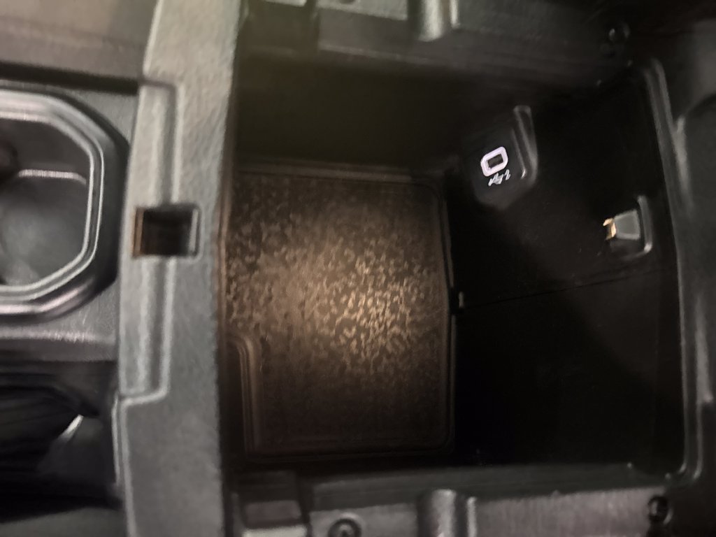 Used 2021 Jeep Wrangler Unlimited Sport AWD/4WD image 34