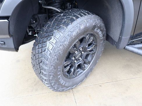 New 2026 Chevrolet Silverado 1500 ZR2 image 48