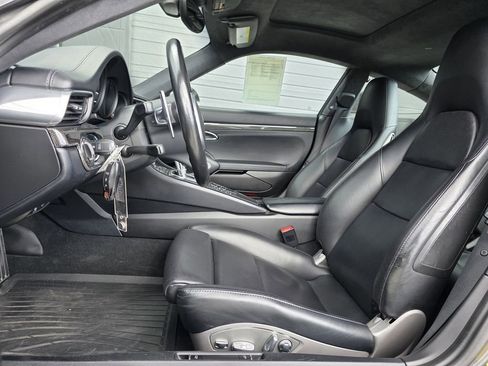 Used 2015 Porsche 911 Carrera 4S image 11