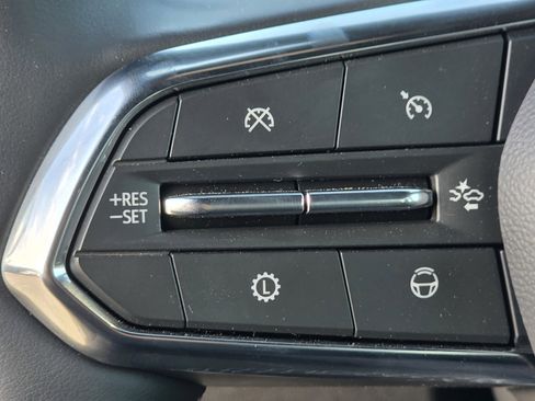 New 2025 Chevrolet Traverse LT w/ Enhanced Driving Package image 29