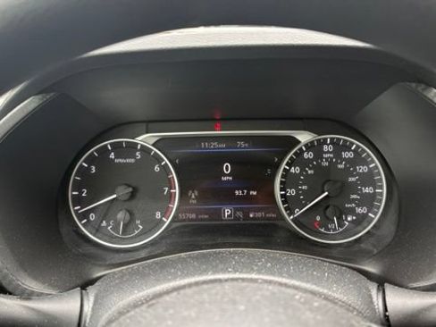 Used 2025 Nissan Sentra SV FWD image 12