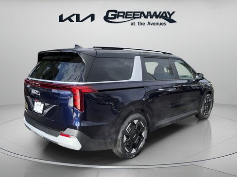 New 2026 Kia Carnival EX image 4