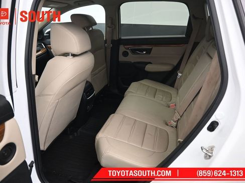 Used 2019 Honda CR-V Touring image 10