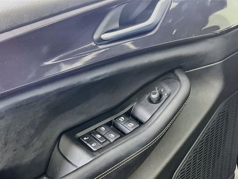 Used 2023 Jeep Grand Cherokee Altitude AWD/4WD image 17