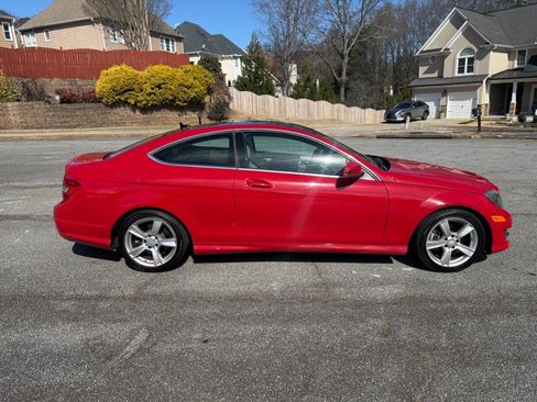 Used 2015 Mercedes-Benz C 250 Coupe image 2