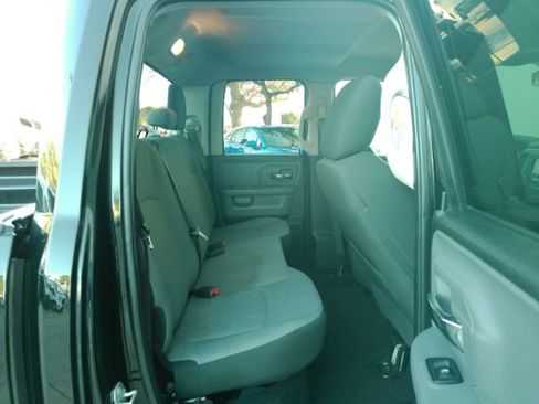 Used 2024 RAM 1500 Classic SLT image 21