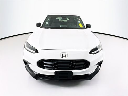 Used 2024 Honda HR-V Sport image 2