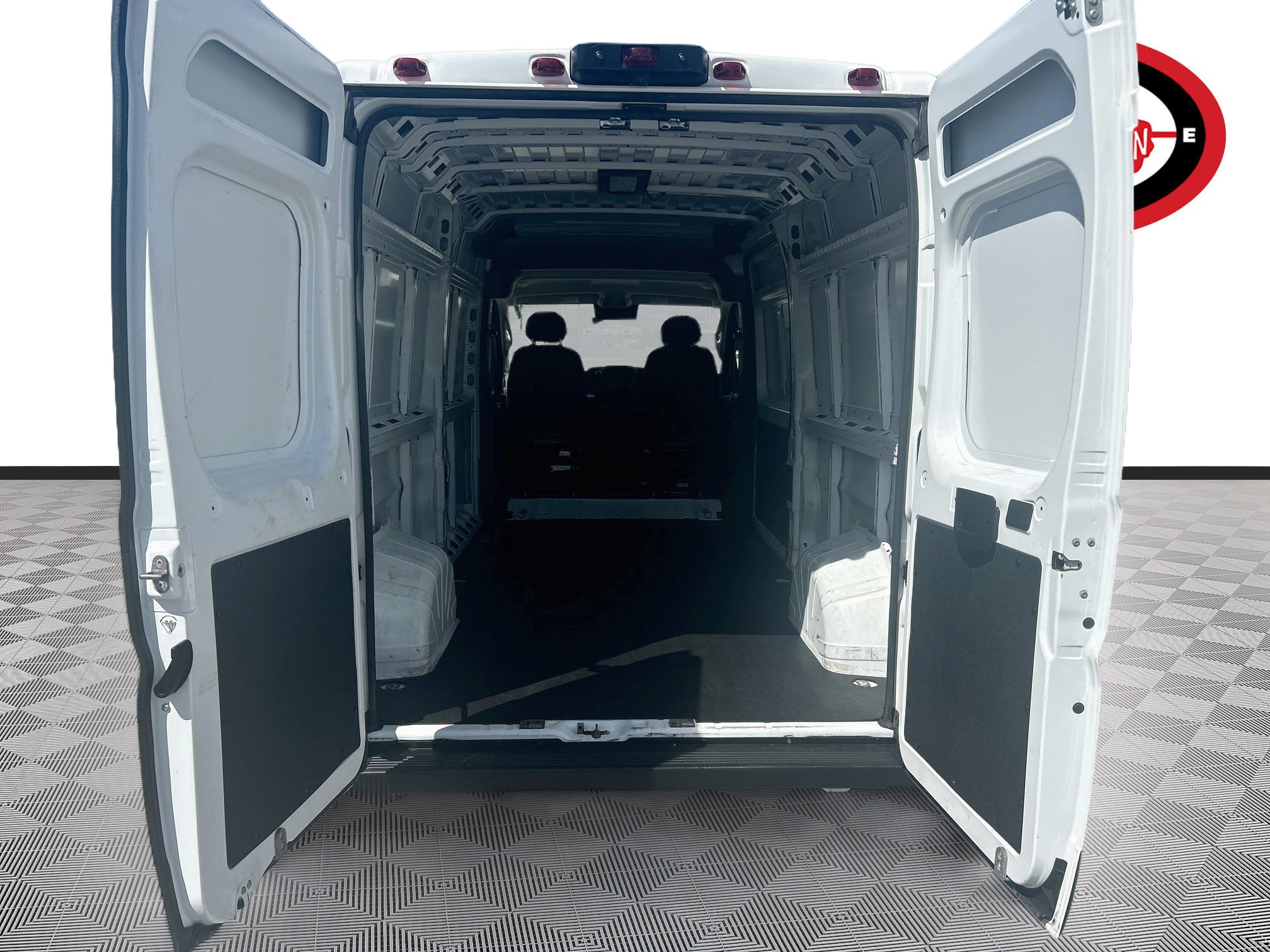 Used 2025 RAM ProMaster 2500 w/ Convenience Group FWD image 23
