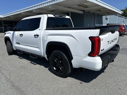 Used 2024 Toyota Tundra SR5 w/ SR5 Convenience Package AWD/4WD image 5