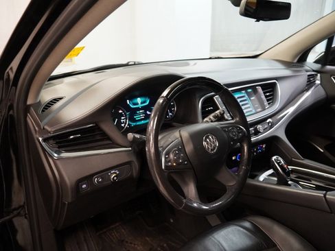 Used 2019 Buick Enclave Avenir w/ Avenir Technology Package image 12