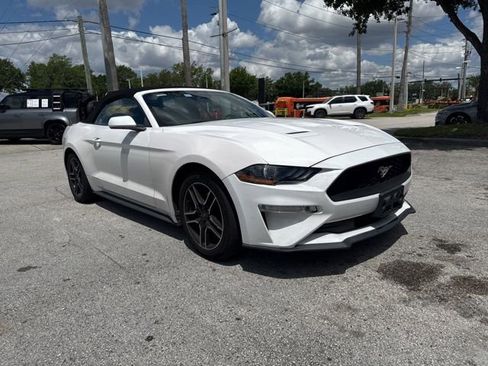 Used 2021 Ford Mustang Premium RWD image 4