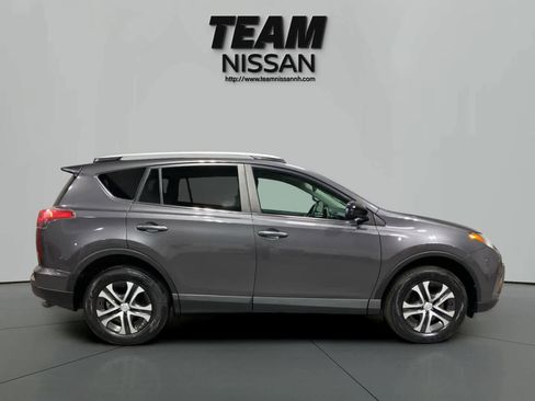 Used 2016 Toyota RAV4 LE image 8