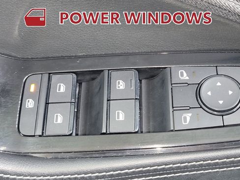 Used 2023 Nissan Rogue SV image 18