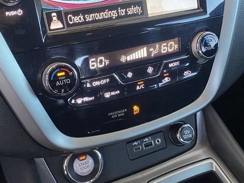 Used 2020 Nissan Murano SL w/ Moonroof Package AWD/4WD image 26