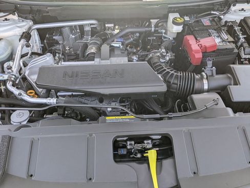 New 2026 Nissan Rogue SV FWD image 12