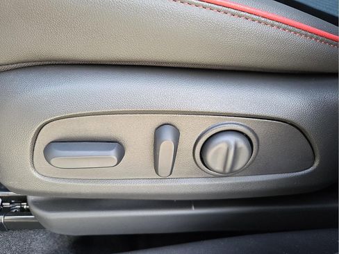 New 2026 Chevrolet TrailBlazer RS w/ Convenience Package image 15