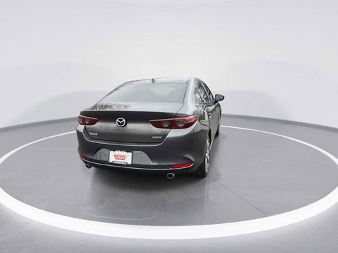 Used 2020 MAZDA MAZDA3 Sedan w/ Preferred Package image 7