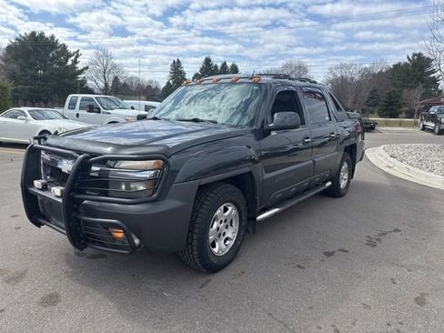 Used 2004 Chevrolet Avalanche Z71 w/ Sun And Sound Package image 4