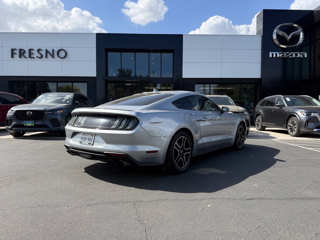 Used 2020 Ford Mustang Premium RWD image 7