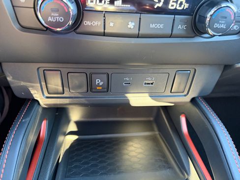 Used 2025 Nissan Frontier Pro-X image 20