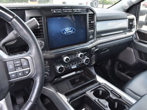 Used 2024 Ford F350 Lariat w/ Lariat Ultimate Package AWD/4WD image 8